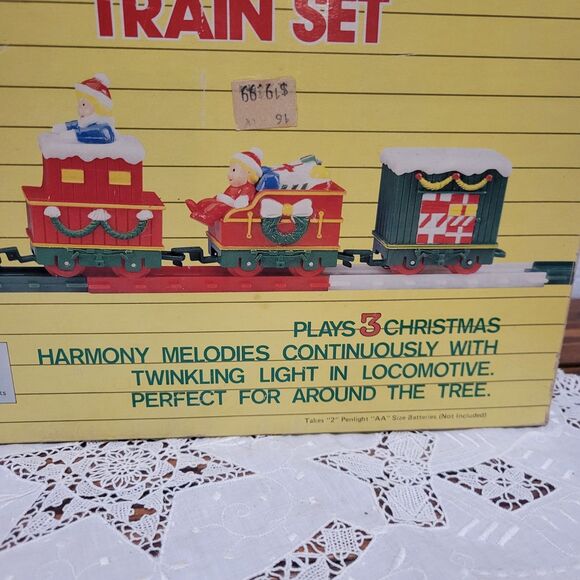 Vintage Tony USA Inc. Electronic Musical Train Set Plays 3 Melodies & Lights - Picture 2 of 9